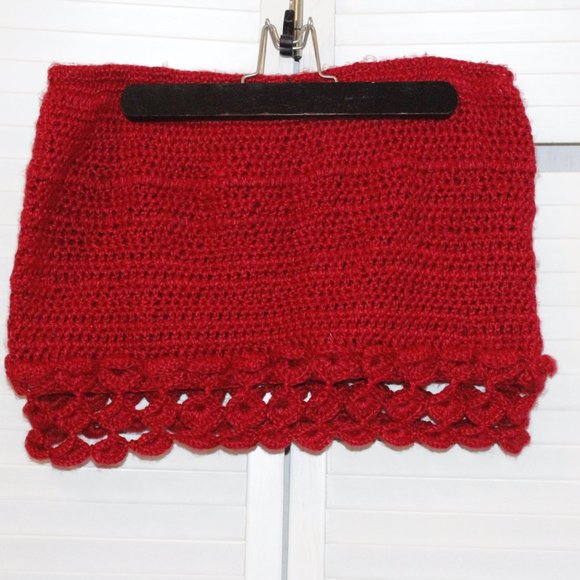 Handcrafted Crochet Mini Skirt sz S - Picture 4 of 6